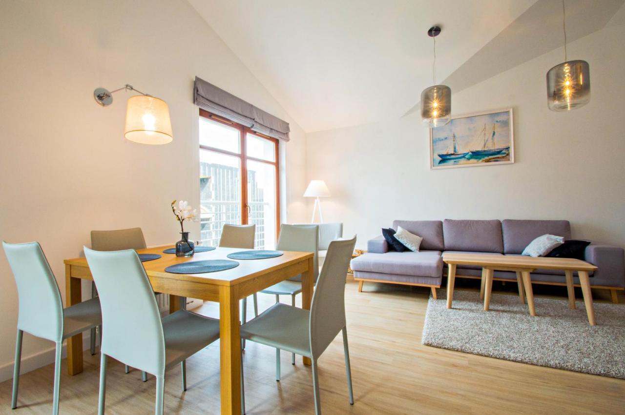 Grand Apartments - Neptun Park. Gdansk Luaran gambar